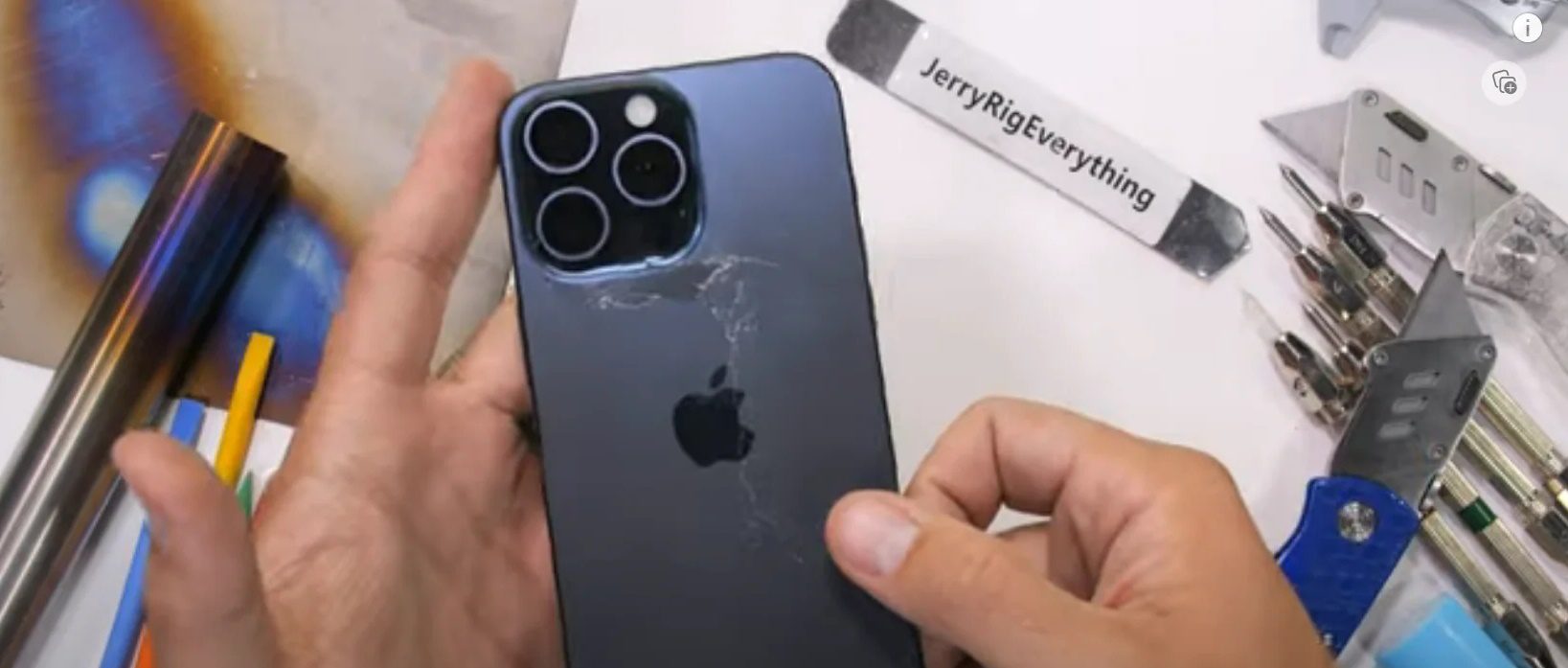 iPhone 15 Pro Max thất bại thảm hại trong bài kiểm tra độ bền