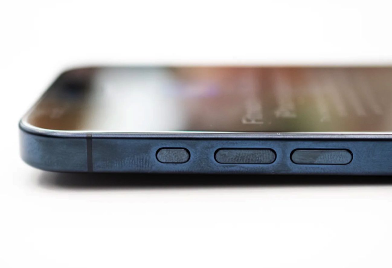Vì sao khung titan của iPhone 15 Pro có thể khiến bạn không thích?