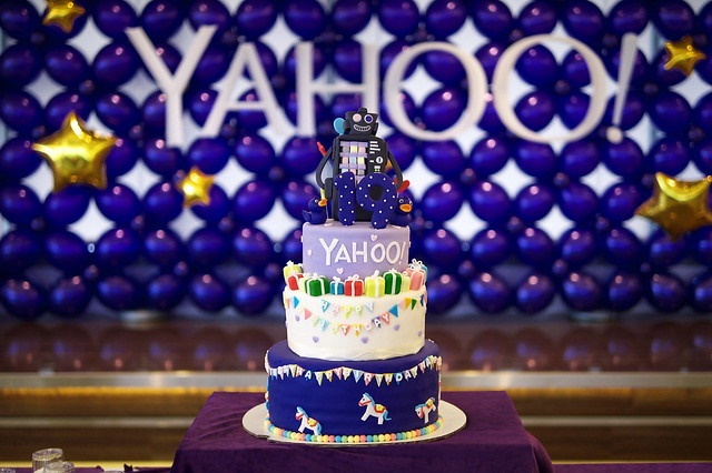 Yahoo: Kỷ niệm 30 năm trong lặng lẽ
