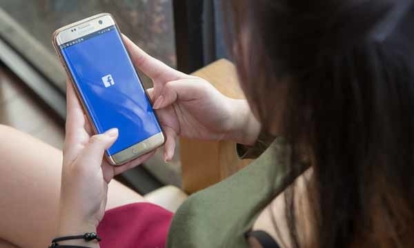 Nên làm gì khi Facebook, Instagram gặp lỗi toàn cầu?