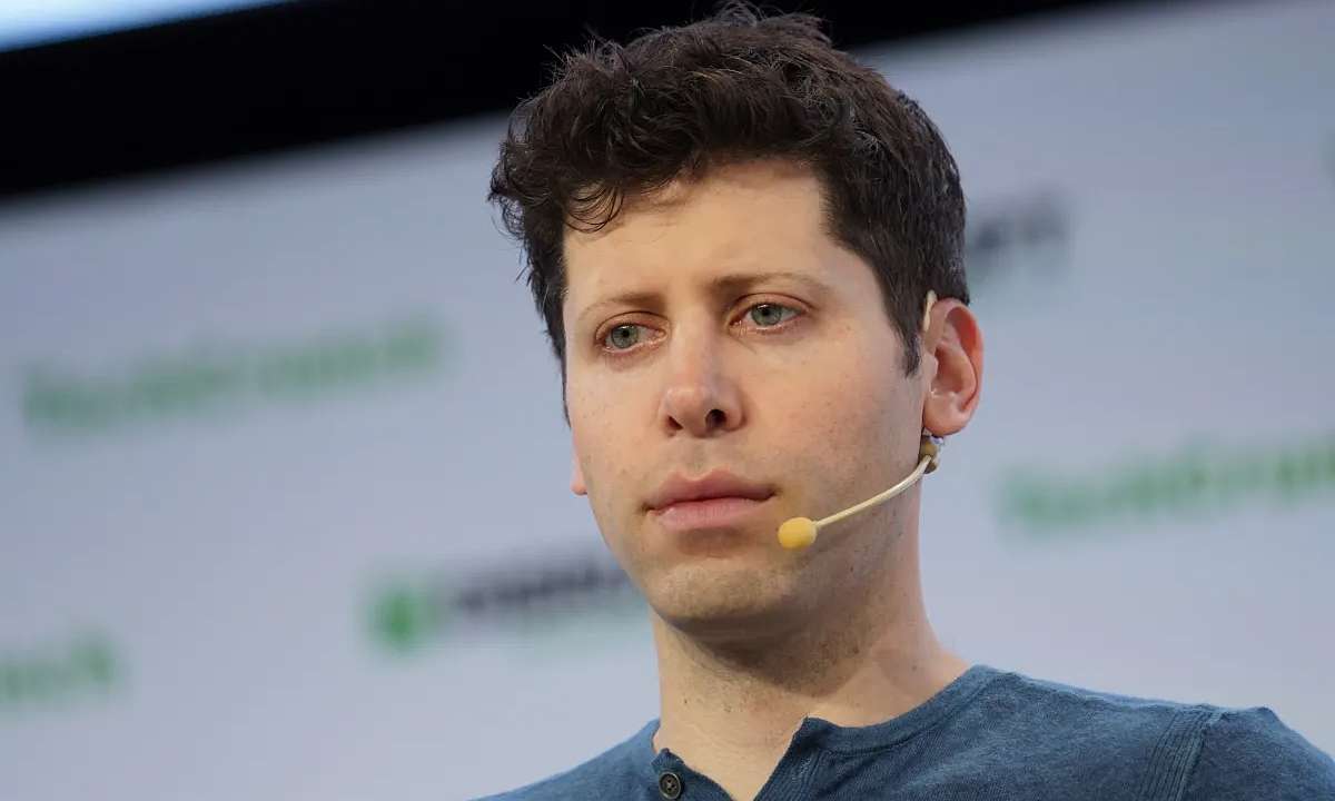 Sam Altman khen ngợi DeepSeek