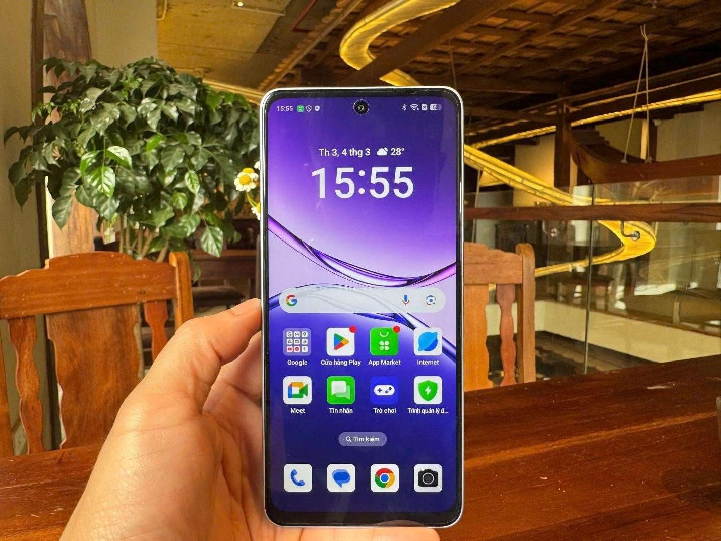 Đánh giá OPPO A5 Pro: Lựa chọn bền bỉ cho người lao động ngoài trời