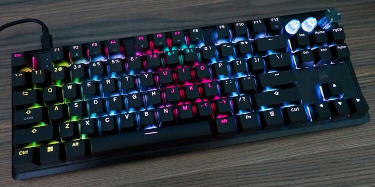 Đánh giá Corsair K70 Pro TKL – Bàn phím game giá phải chăng