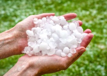 Mưa đá không hình thành như ta từng học: Sự thật đơn giản hơn nhiều