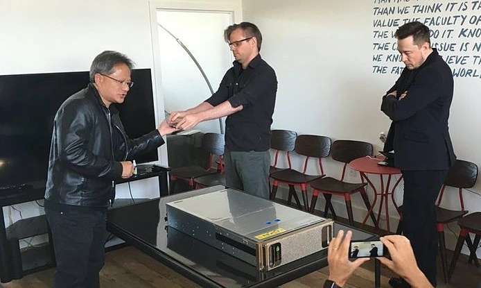 Elon Musk và Jensen Huang: Hai tâm thế, một thời đại