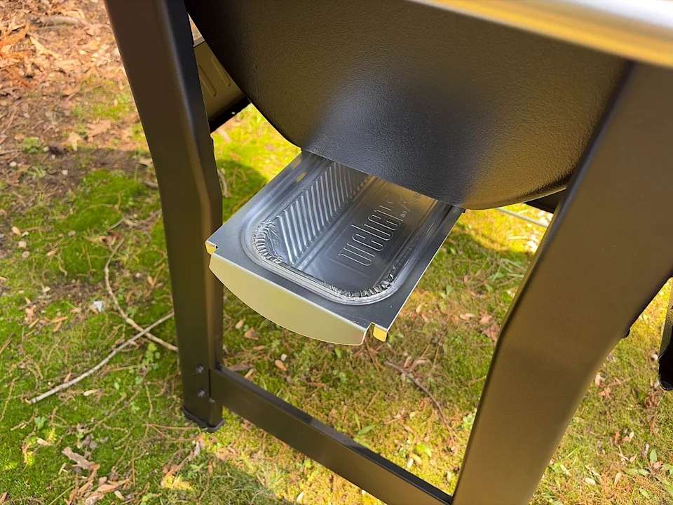 Weber Smoque: Lò nướng thông minh giá rẻ nhưng cực chất