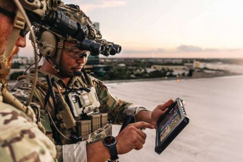 Samsung ra mắt Galaxy Tab Active5 Tactical Edition mới: Thiết bị tác chiến tối tân dành cho quân đội Mỹ