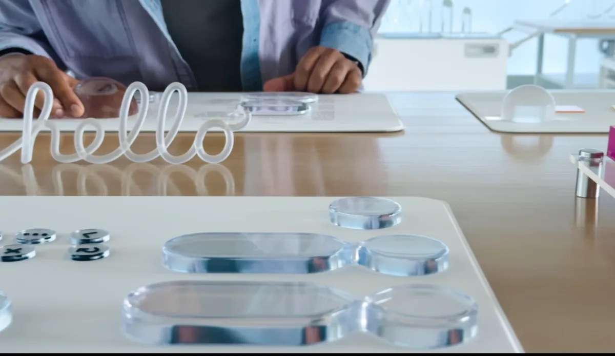 Apple và thiết kế Liquid Glass: Bước đệm cho kính AR tương lai?