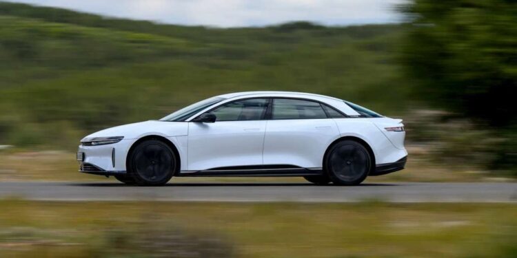 Lucid Air bất ngờ nâng cấp lớn về công nghệ