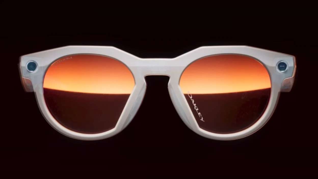 Meta ra mắt kính Oakley AI – bước đệm mới cho tương lai kính thông minh