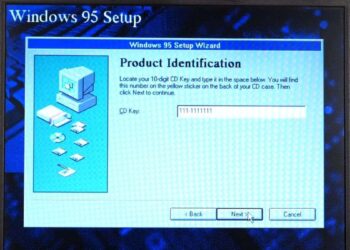 Chiêu lách bản quyền phần mềm của các hãng PC thời xưa