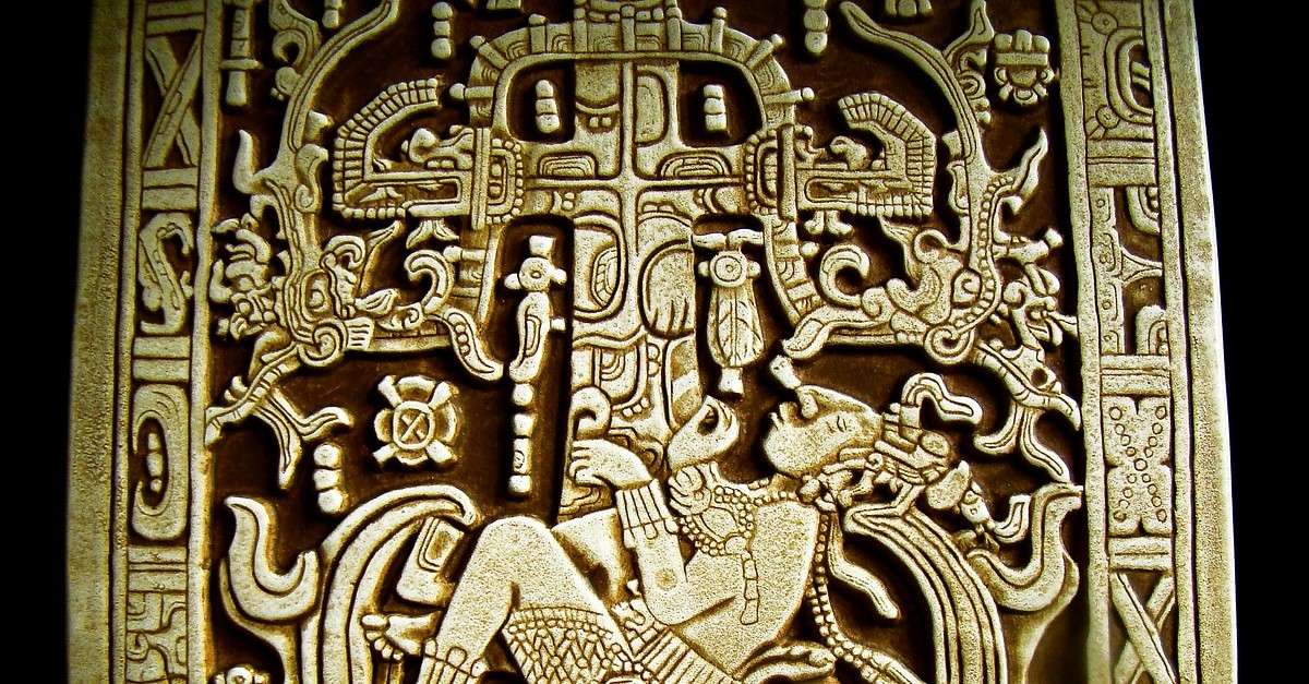 Thế giới thần linh trong tôn giáo Maya cổ đại