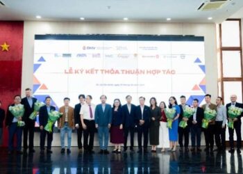 Bước tiến chiến lược: DHV khai giảng ngành Trí tuệ Nhân tạo, ra mắt nền tảng giáo dục số UniZone
