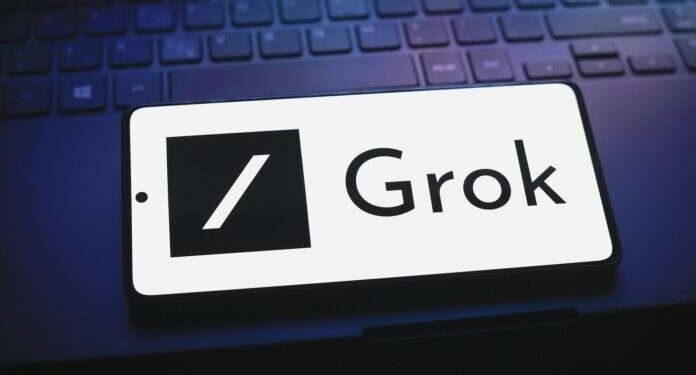 Grok và cú sốc lộ dữ liệu trò chuyện